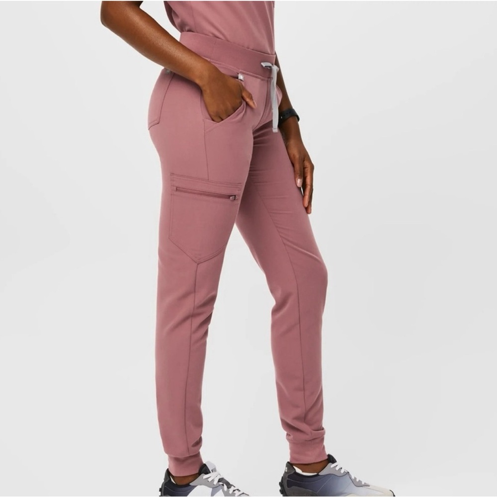 Women's Mauve Zamora jogger, Medium size, high waisted tall pants. - Picture 2 of 4